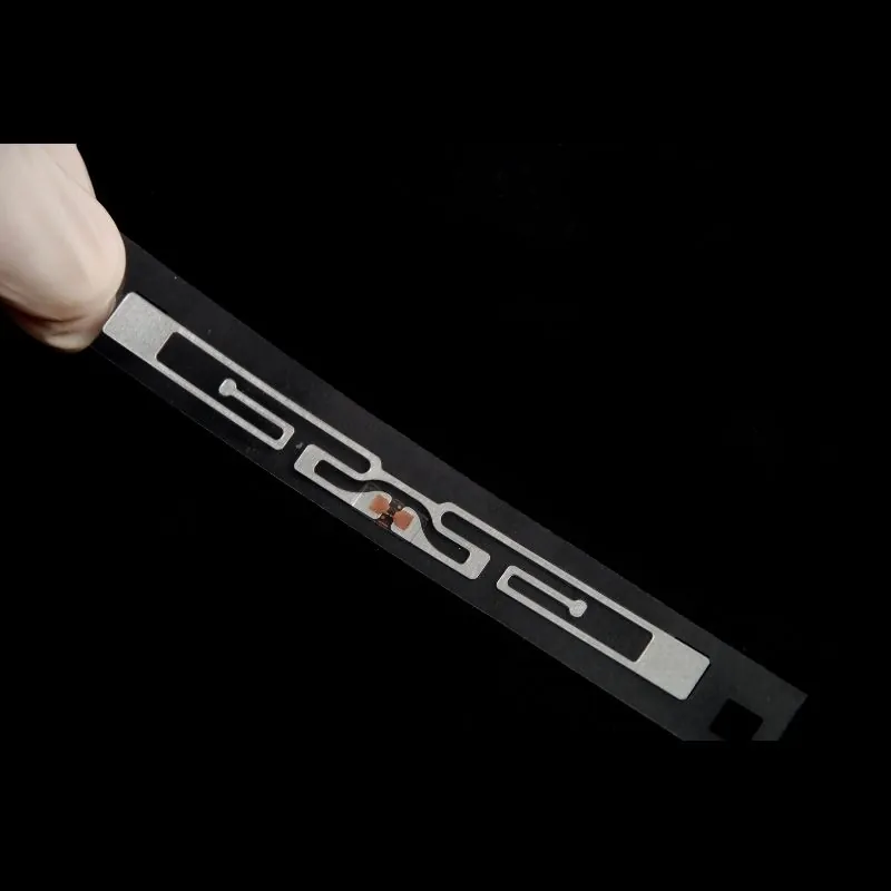 Etiqueta RFID UHF para controle de estoque e ativos